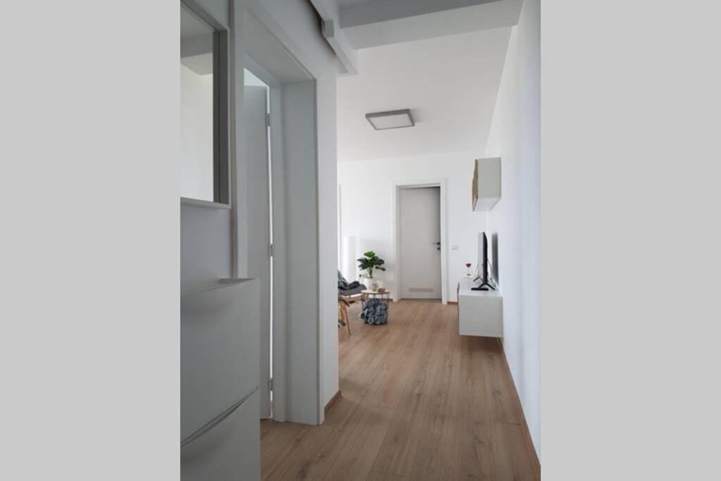 Living Home, Apartament Cu Doua Dormitoare Si Doua Bai Cisnadie Exterior photo